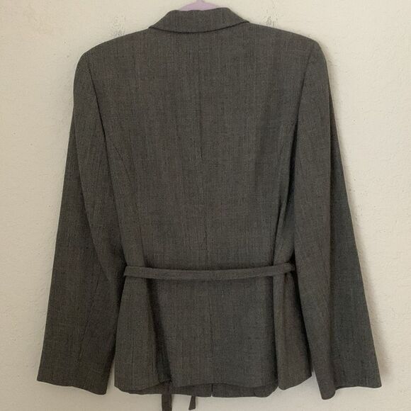 Ann Taylor Loft Women's Gray Wool Blazer Pockets Belt Button Closure Size 10 - Picture 2 of 8